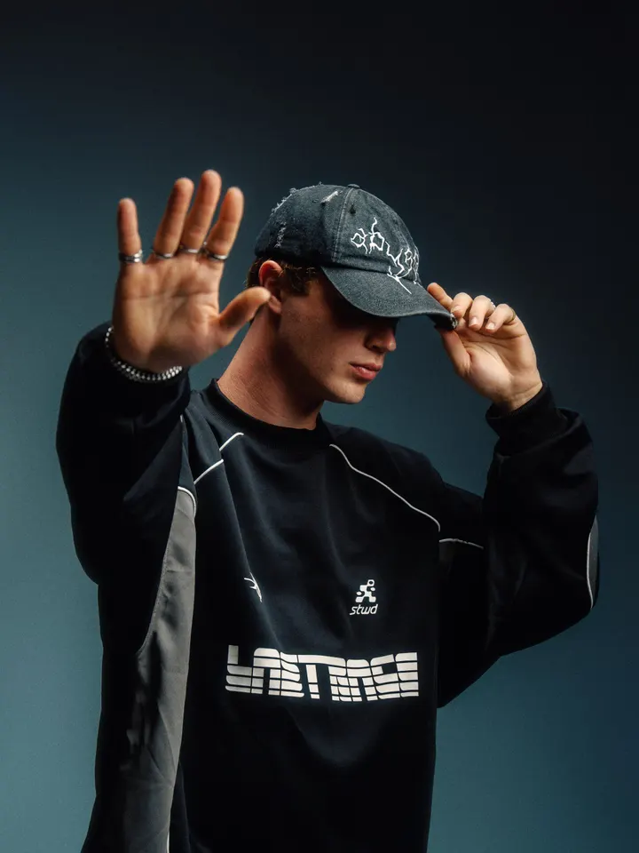 Low E, press photo